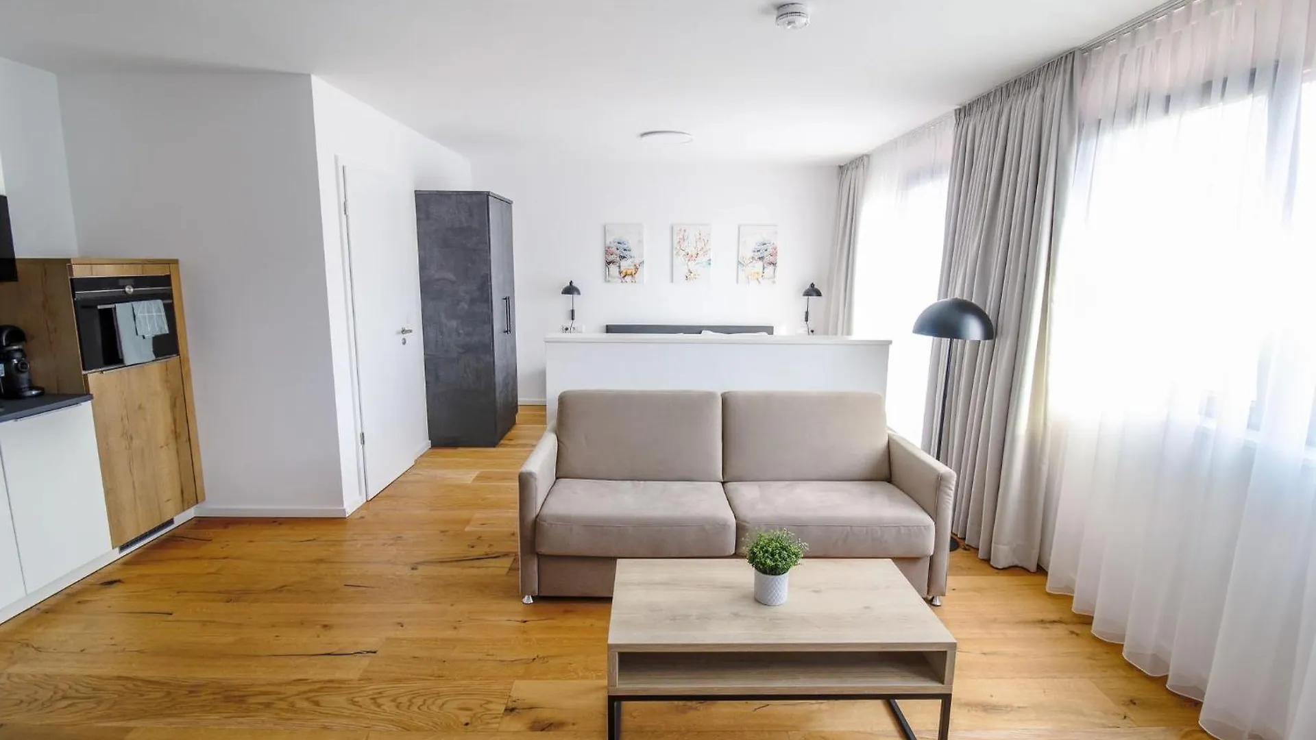 Helios Berlin Apartments