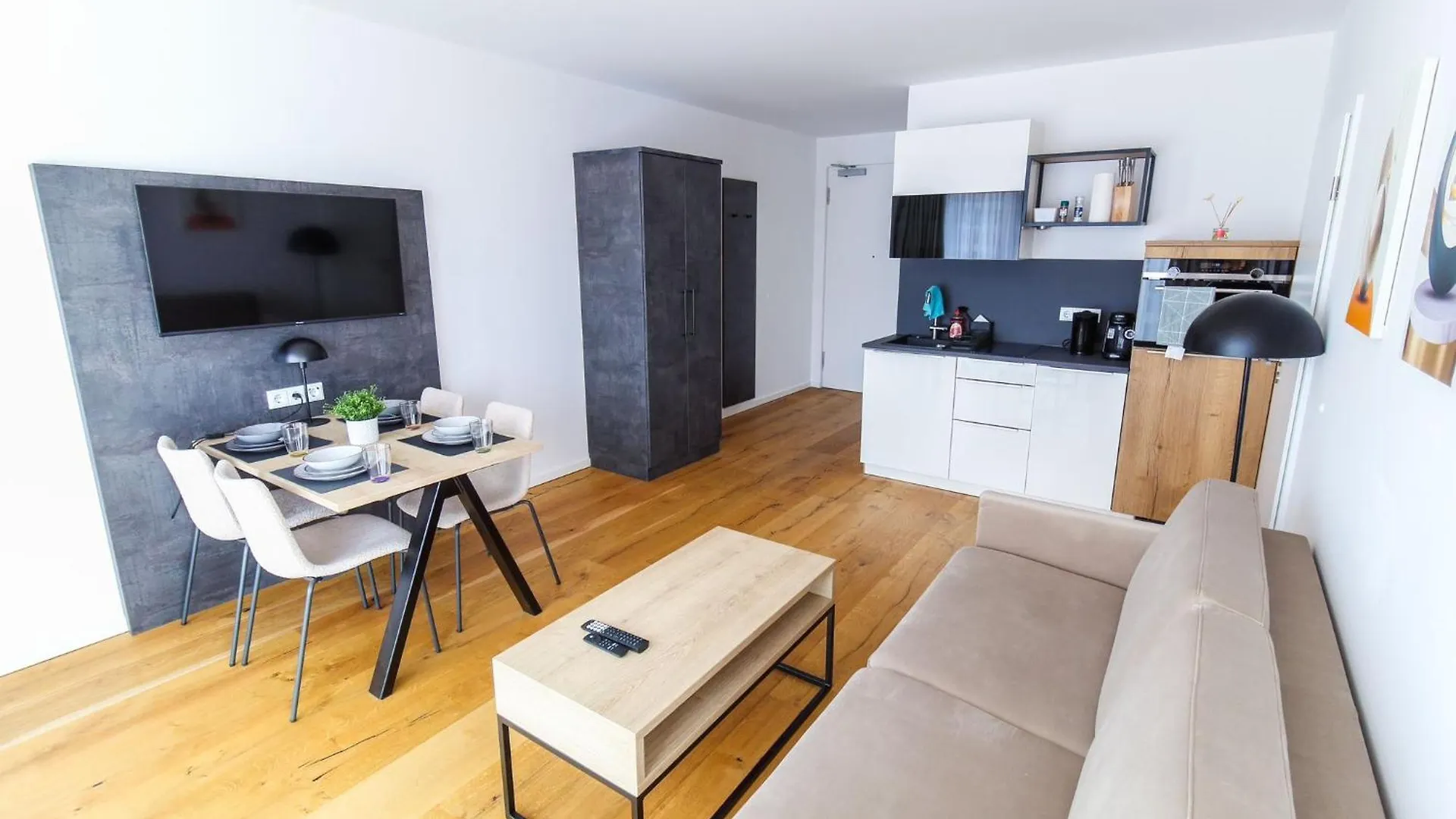 Helios Berlin Apartments