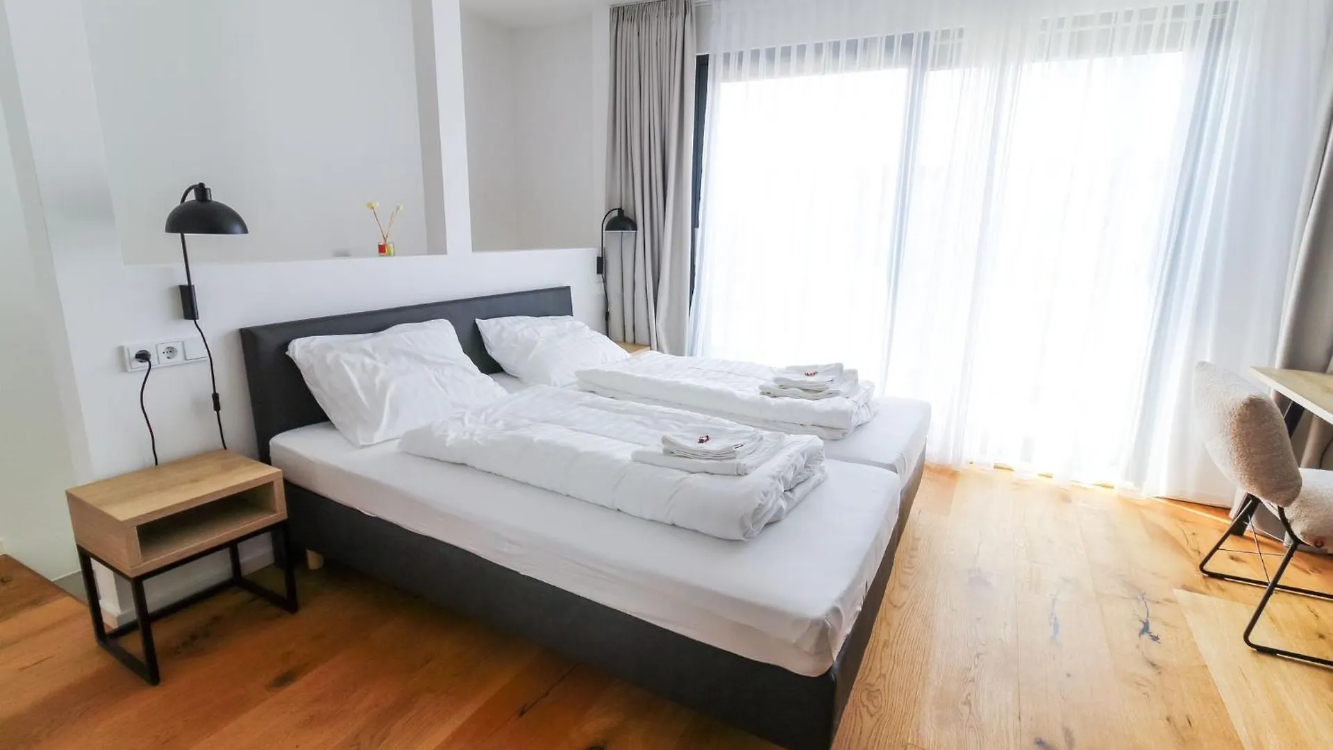 Helios Berlin Apartments
