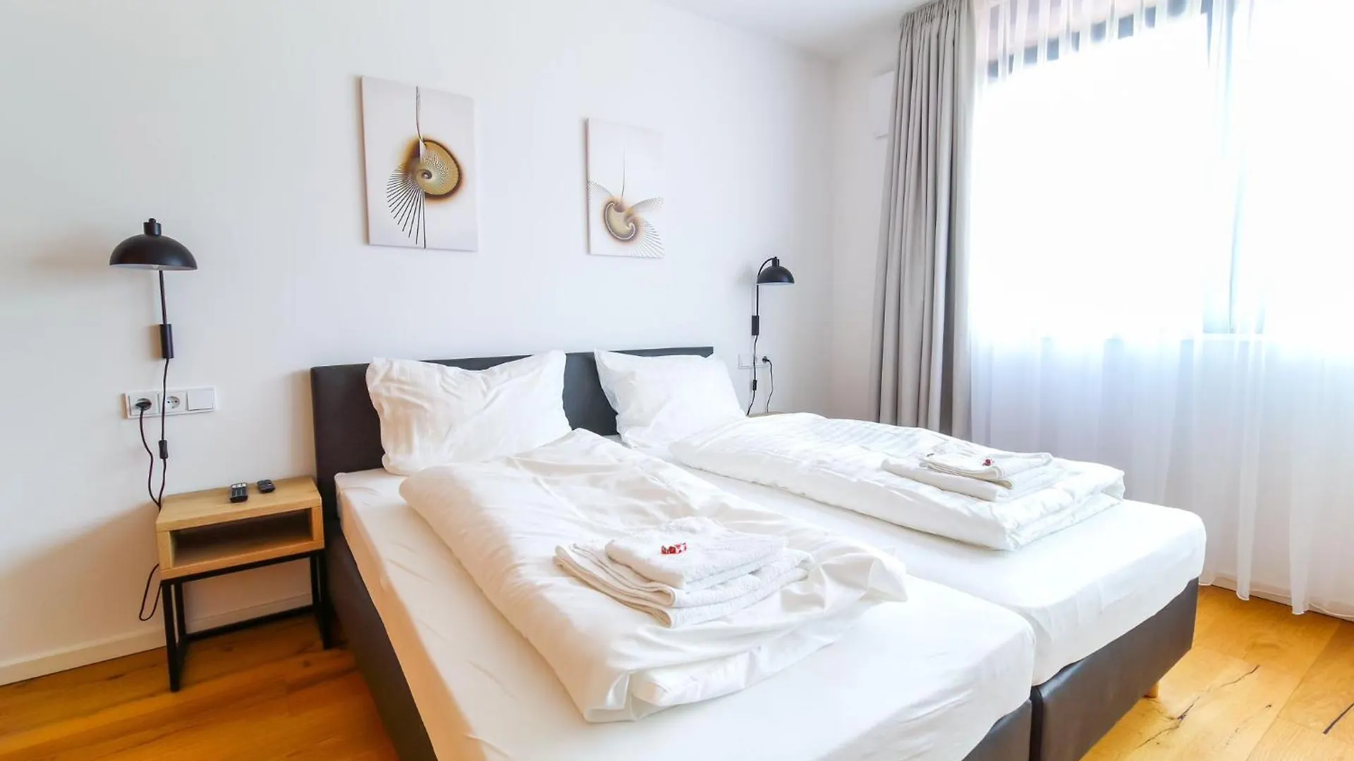 Helios Berlin Apartments
