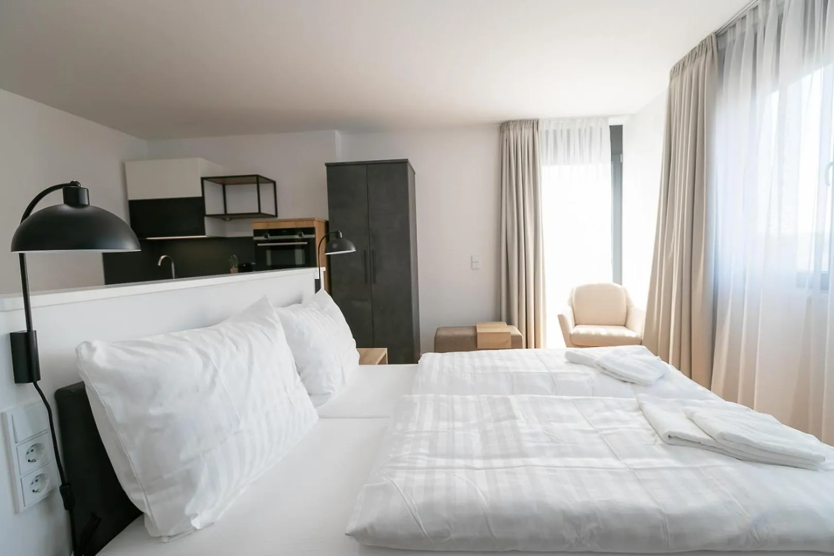 Helios Berlin Apartments 0*,  Germany