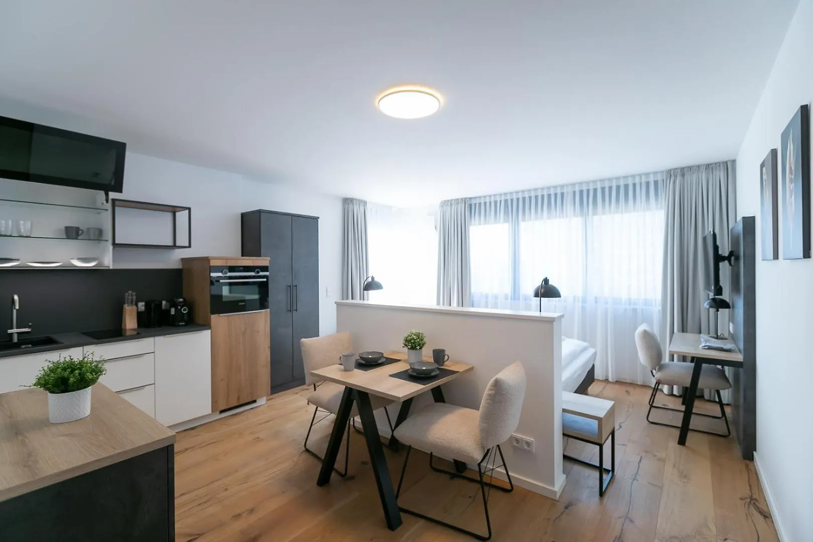 Helios Berlin Apartments