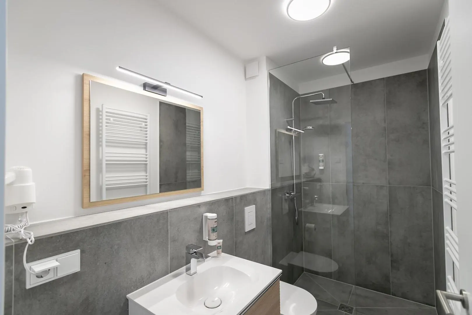 Helios Berlin Apartments 0*,  Germany