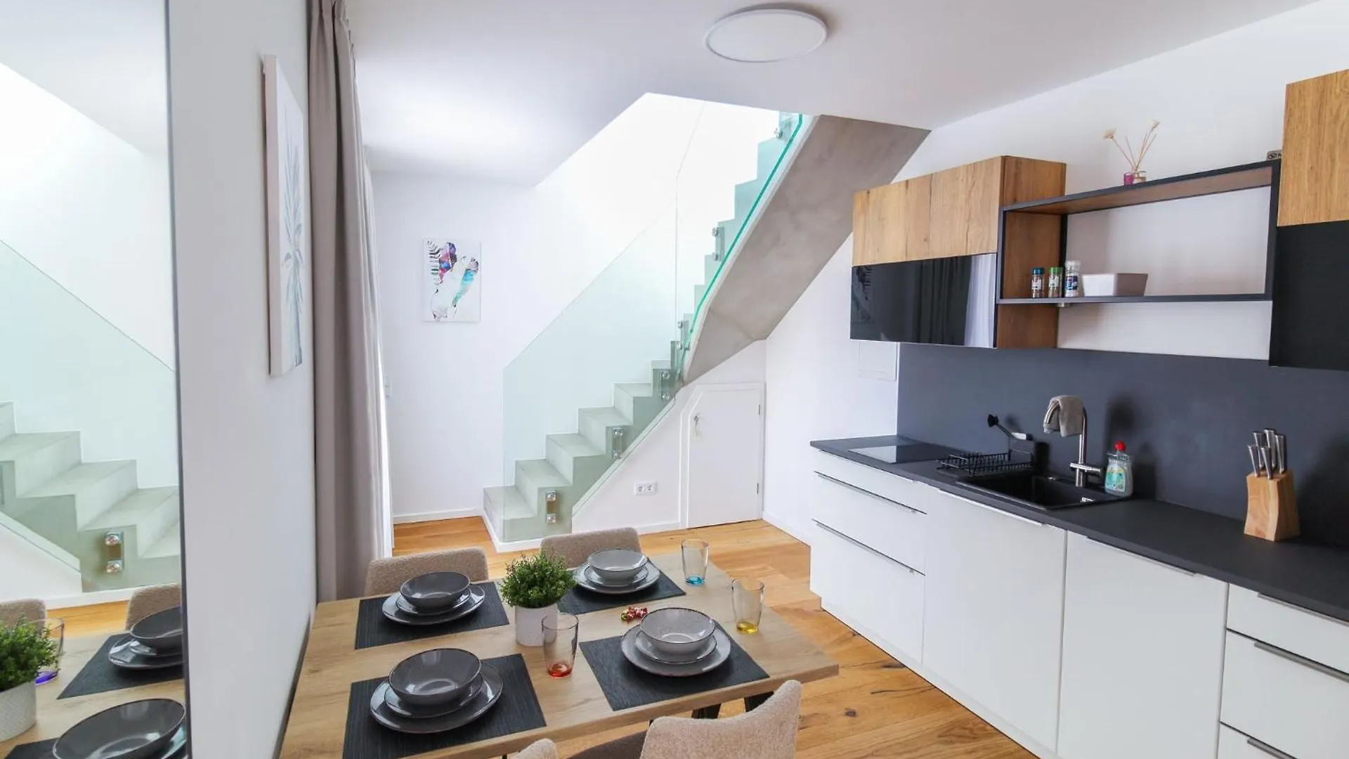 Helios Berlin Apartments 0*,  Germany