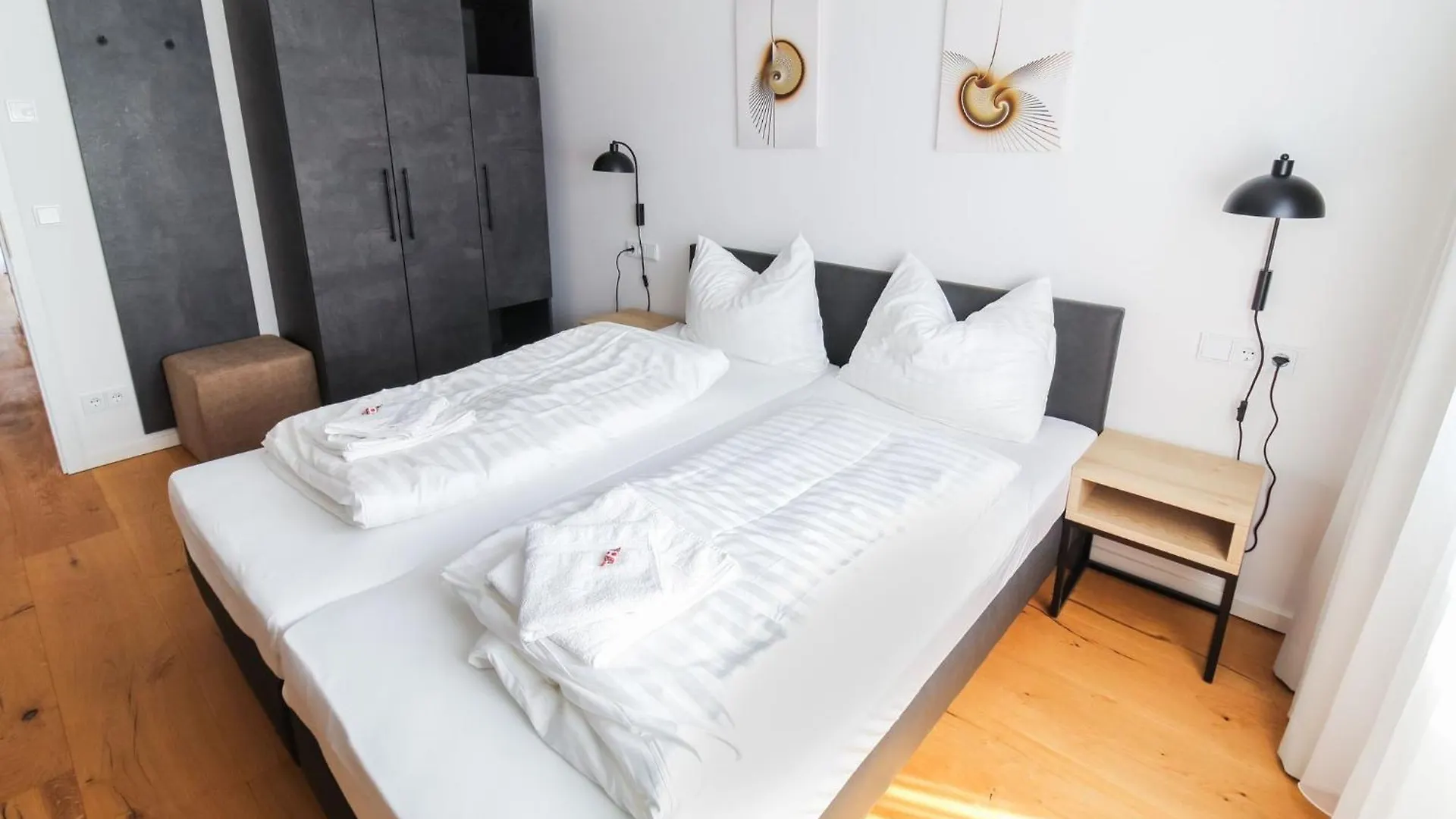 Helios Berlin Apartments