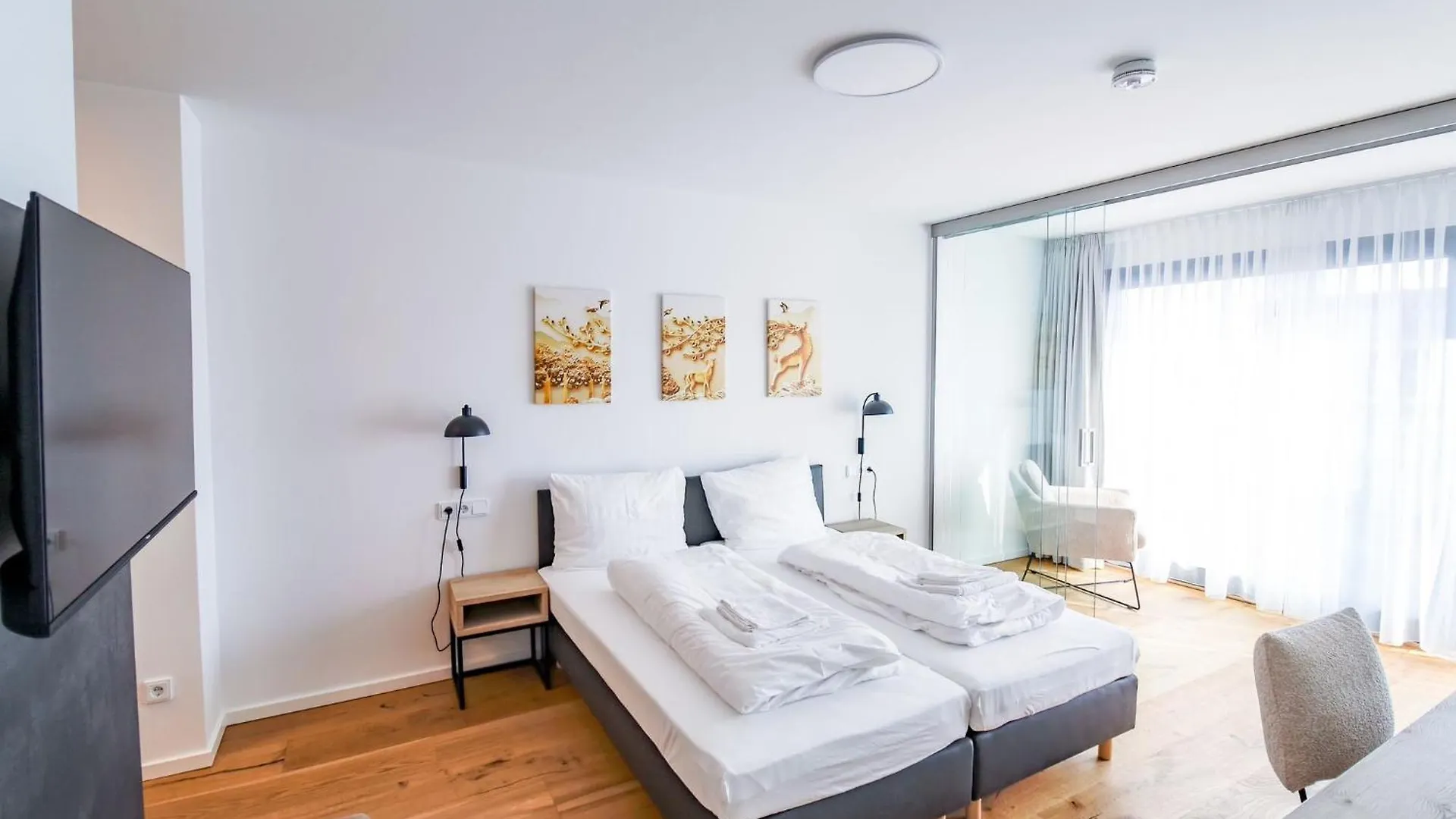 Helios Berlin Apartments