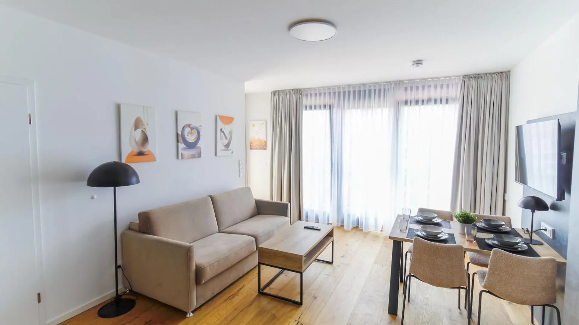 Helios Berlin Apartments